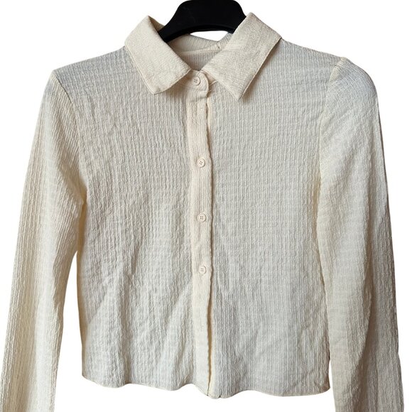 CIDER Off-White Ribbed Cropped Button Up - Picture 3 of 3